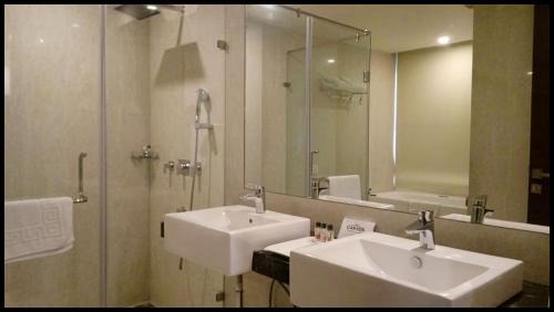 Katghora House | HOTEL MAHALAXMI Palace Premium Rooms and Free Wi-Fi facilites