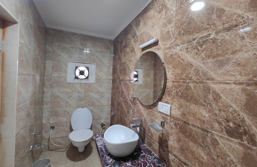 Mount Abu Hotel | Discover Comfort at Hotel Maharaja International