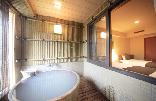 Noboribetsuonsencho House | Discover Hotel Mahoroba: Rated 8.6 with spa & hot tub