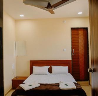 Islampur Hotel | Hotel Mai Kaka Executive
