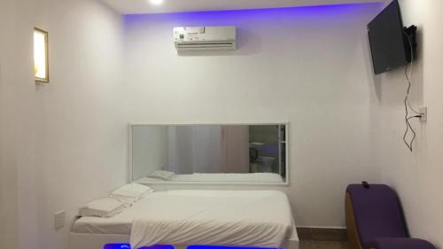 Hoa Thanh Hotel | Family-Friendly Hotel MAI TUAN Phạm Hùng in Great Location