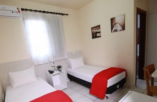 Vila Bandeirante Hotel | Discover Hotel Maia: Family-Friendly with Spa & Breakfast