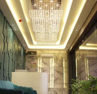 Kanpur Hotel | Discover Hotel Majestic Grand: Family-Friendly Retreat