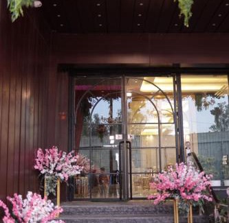 Kanpur Hotel | Discover Hotel Majestic Grand: Family-Friendly Retreat