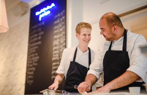Stadscentrum Hotel | Discover Manna: Family-Friendly Hotel with Breakfast Included