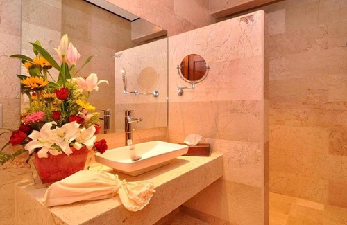 Centro Hotel | Discover Hotel Mansion de los Sueños: 4-Star Comfort Awaits