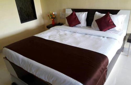 Patna House | Discover Hotel Maple Inn: Family-Friendly Stay in Patna