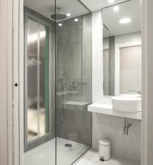 La Coruna Hotel | Discover Comfort at Hotel Mar del Plata with Pet-Friendly Amenities