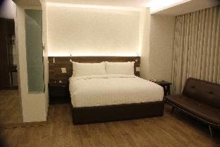 Calamba Hotel | Welcoming Hotel Marciano: Pool, Breakfast & Family Friendly