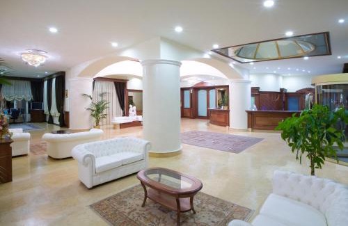 Funo Hotel | Relax at Hotel Marconi: 4-Star Comfort with Hot Tub Access