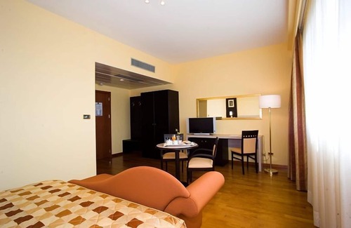 Funo Hotel | Discover Hotel Marconi: Family-Friendly with Pool Access