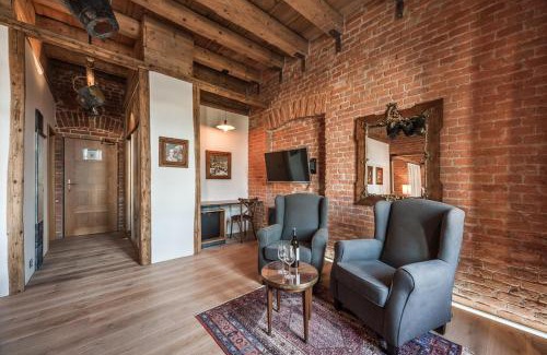 Uherske Hradiste Hotel | Delightful Hotel Mariánský Dvůr with Breakfast & Accessibility