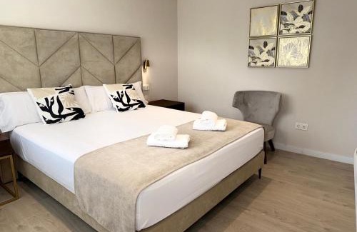 Benalmadena Costa Hotel | Budget-Friendly Hotel Marina: Breakfast and Family Amenities