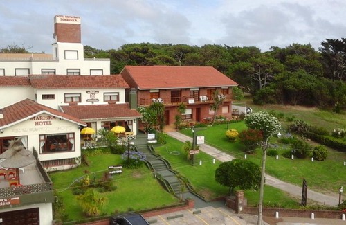 Villa Gesell Hotel | Discover Hotel Mariska: Top-Rated Stay with Hot Tub & Breakfast