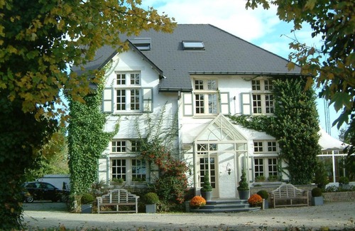 Nieuwpoort Hotel | Discover Hotel Martinique: Rated 9/10 with Hot Tub & Dining
