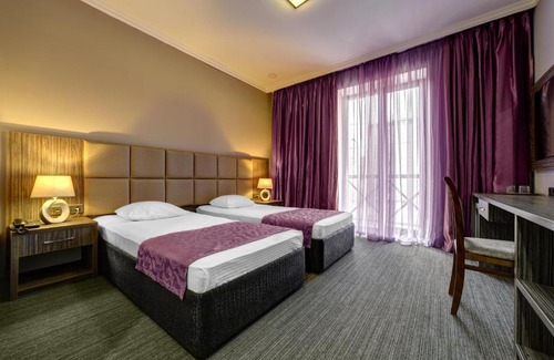 Volgograd Hotel | Budget-Friendly Stay at Hotel Marton Palace with Hot Tub