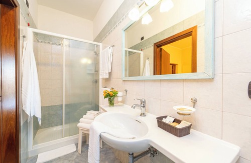 Presicce Hotel | Discover Hotel Masseria Resort Le Pajare: Eco-Friendly Stay