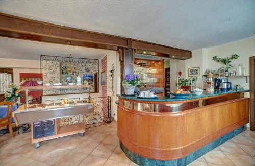 Zeitz Hotel | Pet Friendly Hotel Maximilian with Pool and Restaurant