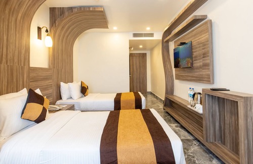Kohalpur Hotel | Budget-Friendly Hotel Maxx with Pool and Restaurant