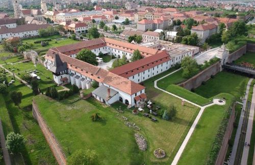 Alba Iulia Hotel | Stay at Hotel Medieval: 5-Star Comfort with Pool Access