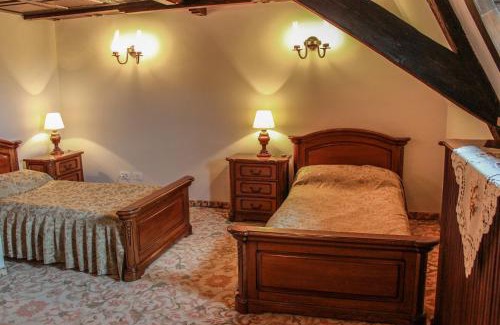 Alba Iulia Hotel | Stay at Hotel Medieval: 5-Star Comfort with Pool Access