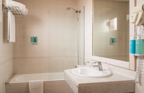Sitges Town Center Hotel | Discover Comfort at Hotel Medium Sitges Park with Pool & Spa