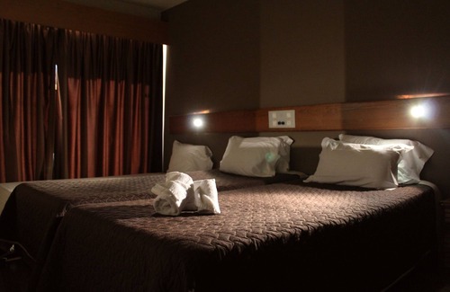 Ovar Hotel | Relax at Hotel Meia Lua with Pool, Spa & Family-Friendly Amenities