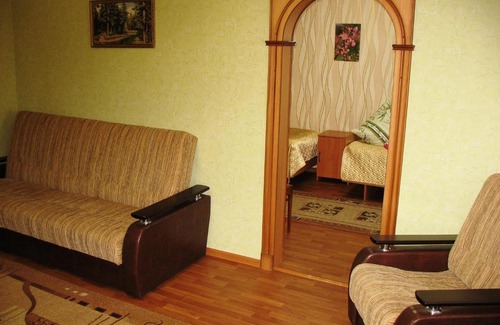 Yaroslavl Hotel | Pet-Friendly Hotel Meliorator with Hot Tub & 8/10 Rating