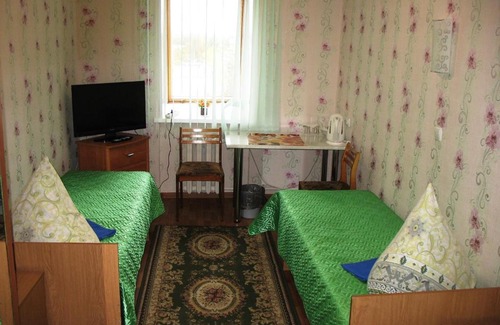 Yaroslavl Hotel | Pet-Friendly Hotel Meliorator with Hot Tub & 8/10 Rating