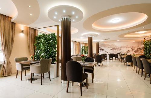 Vrbov Hotel | Hotel Menhard: Guest Rated 10/10 with Hot Tub & Breakfast