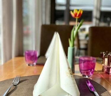 Itzehoe Hotel | Discover Hotel Mercator Itzehoe-Klosterforst: 4-Star Comfort