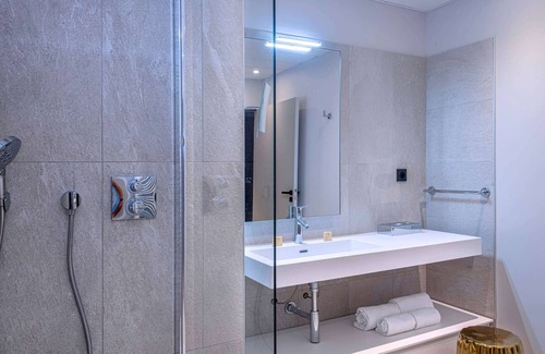 Figeac Hotel | Discover Hotel Mercure Figeac Viguier du Roy: 4-Star Comfort