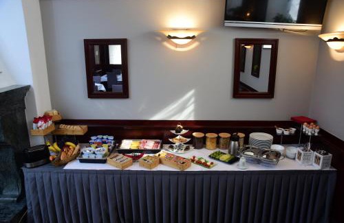 Zagreb Hotel | Hotel Meridijan16: Accessible Comfort with Breakfast Included