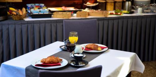 Zagreb Hotel | Hotel Meridijan16: Accessible Comfort with Breakfast Included