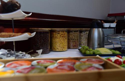 Zagreb Hotel | Hotel Meridijan16: Accessible Comfort with Breakfast Included