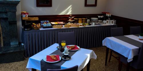 Zagreb Hotel | Hotel Meridijan16: Accessible Comfort with Breakfast Included