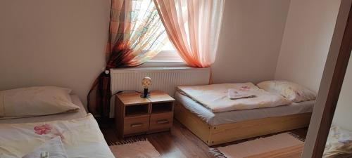 Kaluza Hotel | Discover Hotel Merkur: Family-Friendly with Cozy Amenities