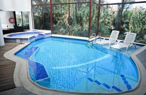 Old Town Hotel | Discover Hotel Mesón de los Virreyes with Pool & Spa