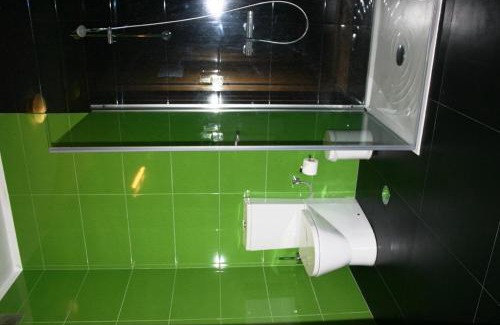 Guimaraes Hotel | Welcoming Hotel Mestre de Avis: Rated 8.5/10 with Dining