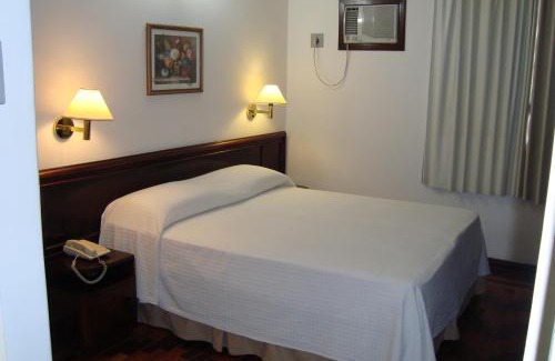 Sao Lourenco Hotel | Discover Hotel Metrópole: 4-Star Comfort with Pool Access