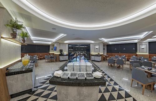 Zona 01 Hotel | Elegant Hotel Metrópole Maringá: 4-Star Oceanfront Bliss