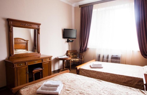 Makhachkala Hotel | Budget-Friendly Hotel Metropol with Breakfast & Kitchen Access