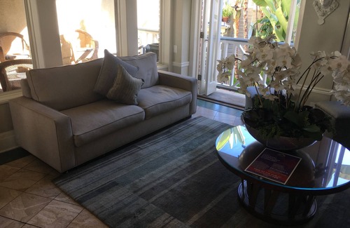 Avalon Hotel | Experience Comfort at Hotel Metropole with Ocean Views