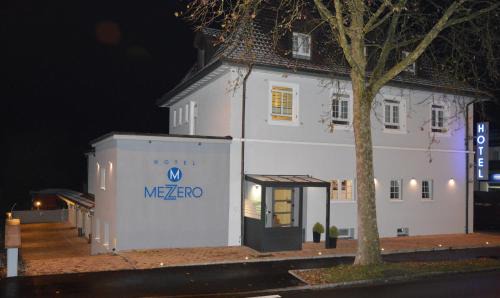 Waldshut-Tiengen Bed & Breakfast | Discover Hotel Mezzero: Pet-Friendly with High Guest Ratings
