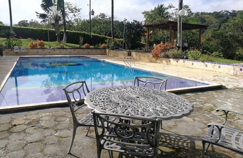 Donmatias House | Discover Family-Friendly Comfort at Hotel mi Tierra
