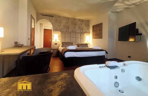 Terni Hotel | Relax at Hotel Michelangelo Palace: 4-Star Spa & Pool