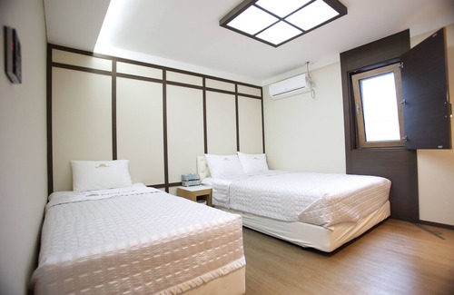 Hoehyeon-dong Hotel | Discover Comfort at Hotel MIDO Myeongdong - Rated 8.4/10