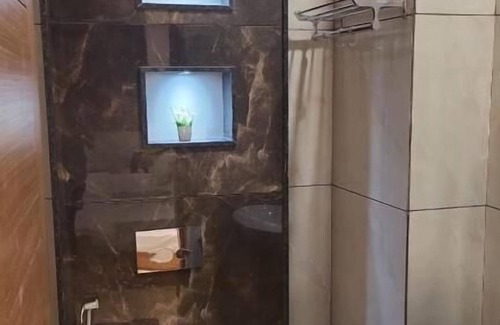 Aligarh Hotel | Convenient Hotel Midtown Aligarh with Family-Friendly Amenities