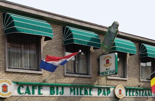 Poppel Hotel | Relax at Hotel Mieke Pap: Family-Friendly with Pool Access