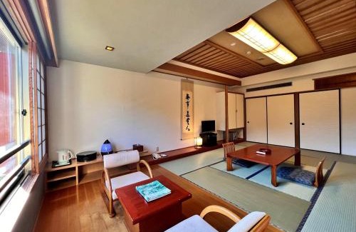 Gero Hotel | Relax at Hotel Miki: Family-Friendly with Hot Tub Access